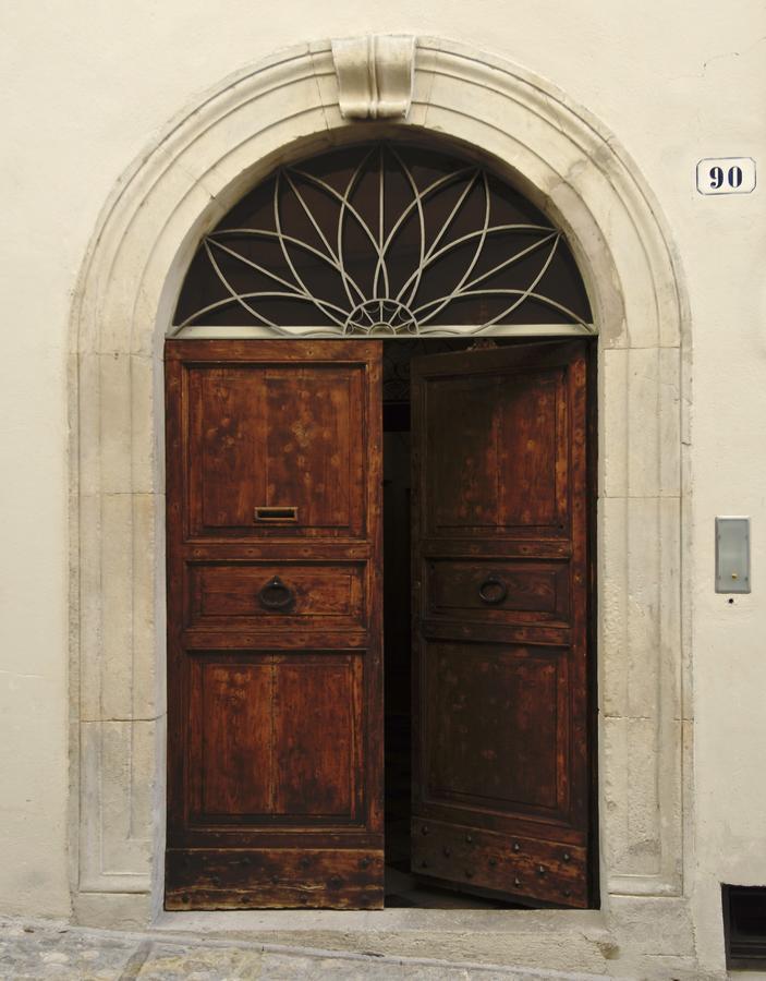 Palazzo Sant'Angelo Bed and Breakfast Spoleto Buitenkant foto