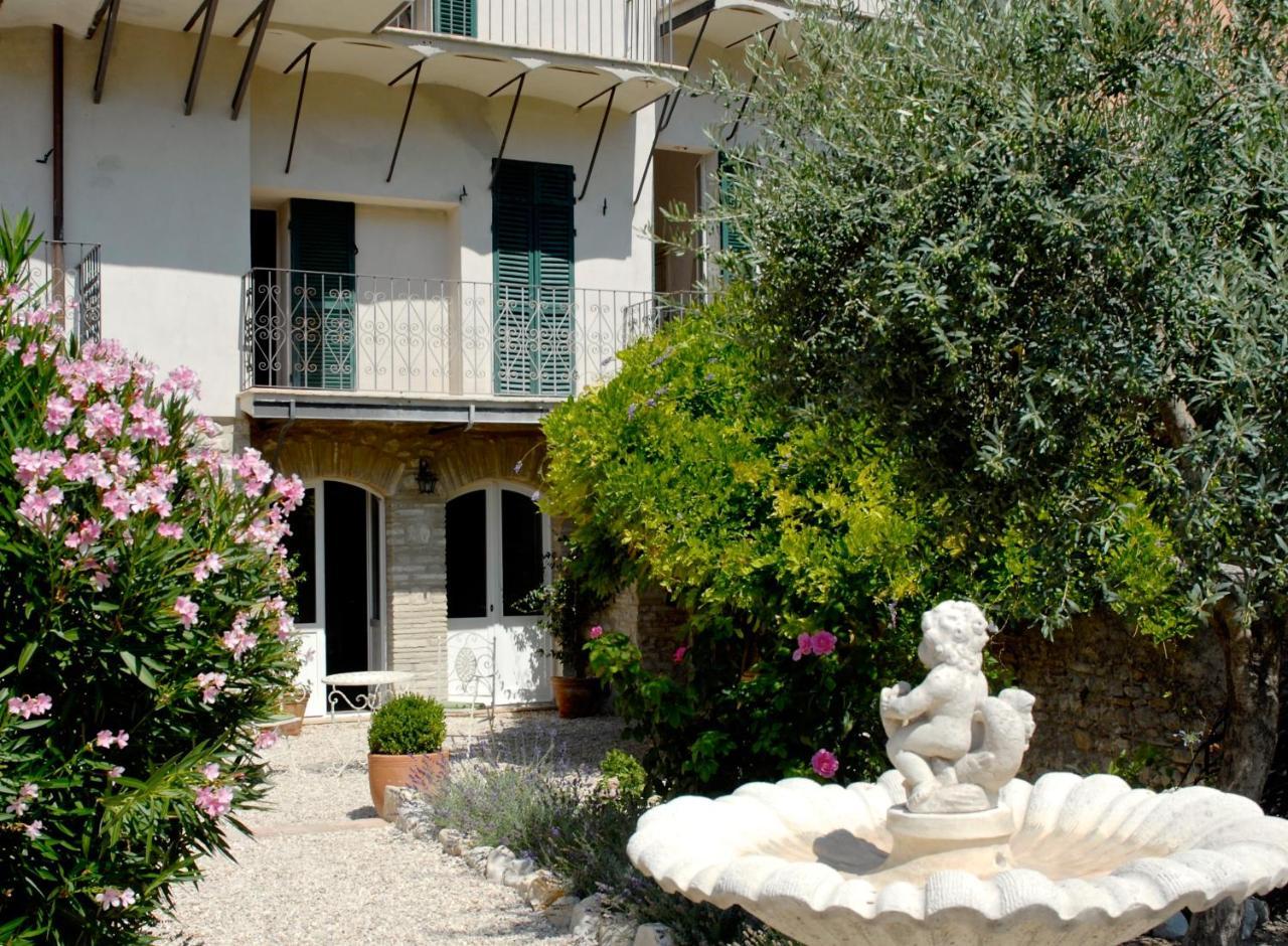 Palazzo Sant'Angelo Bed and Breakfast Spoleto Buitenkant foto